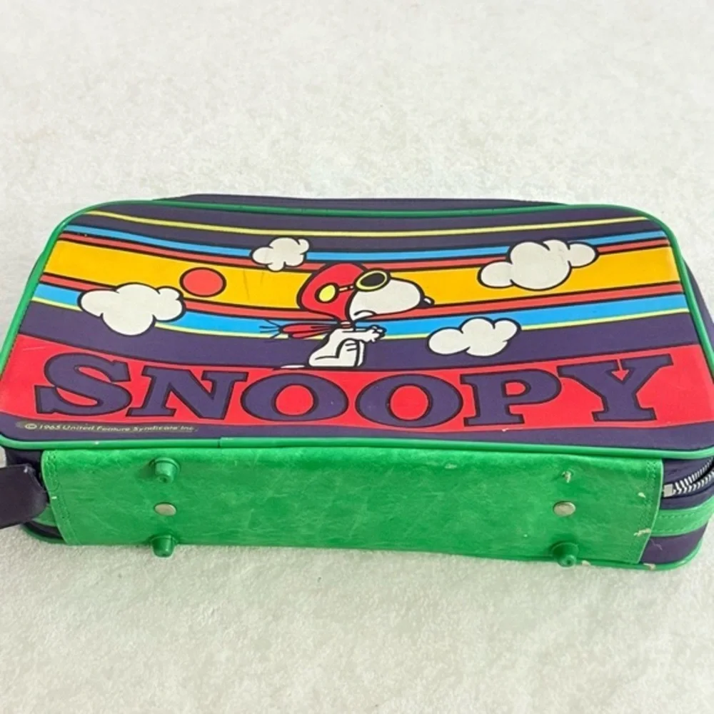 1965 Vintage Snoopy Travel Case Y2K Peanuts Display Collectible Zipper Broken